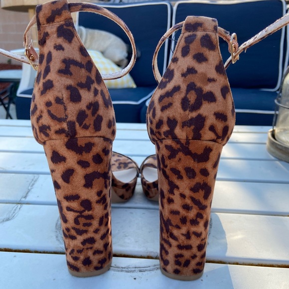 Forever 21 cheetah print high heels - Picture 4 of 5